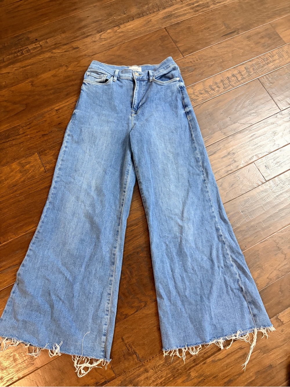 Frame Denim Wide-Leg Frayed Hem Jeans - Light Blue